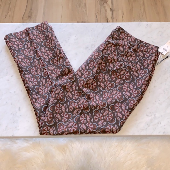 Anthropologie Essential Slim Straight Pant - Picture 3 of 11